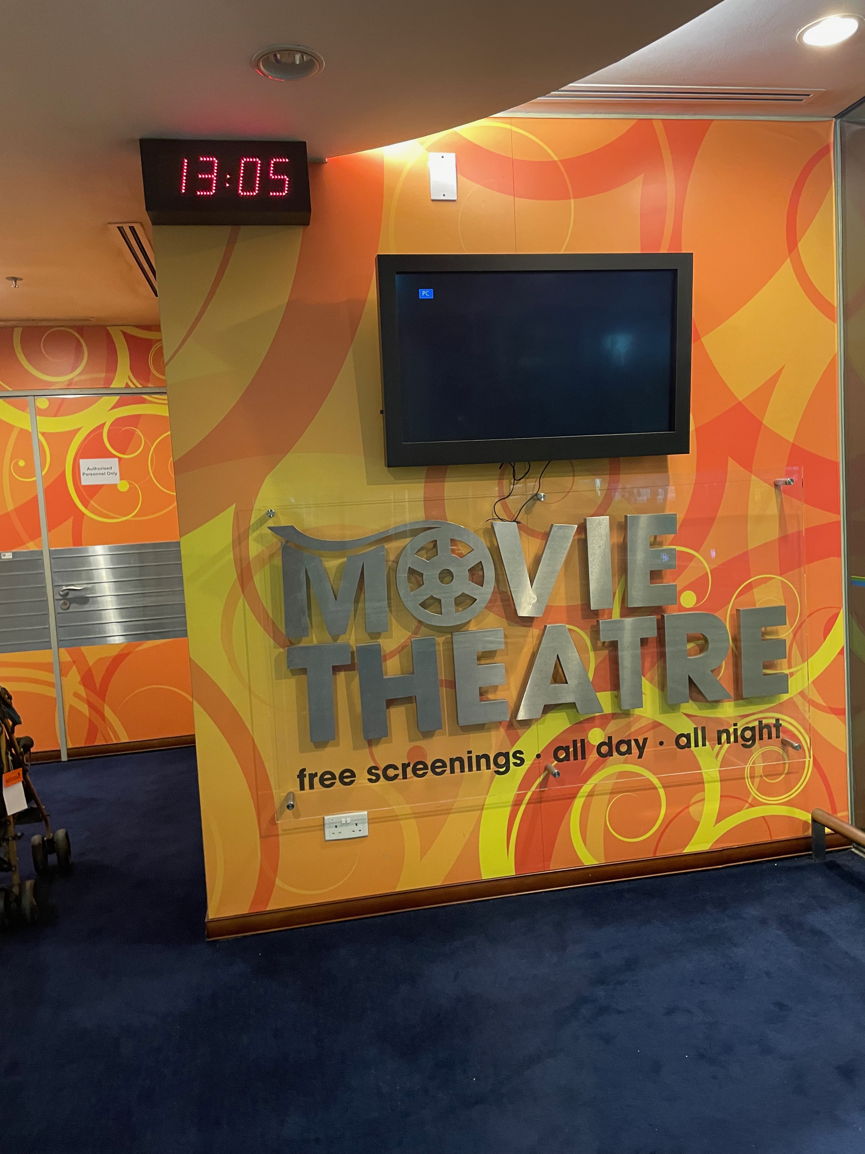 Of course there is a movie theatre in Changi Airport