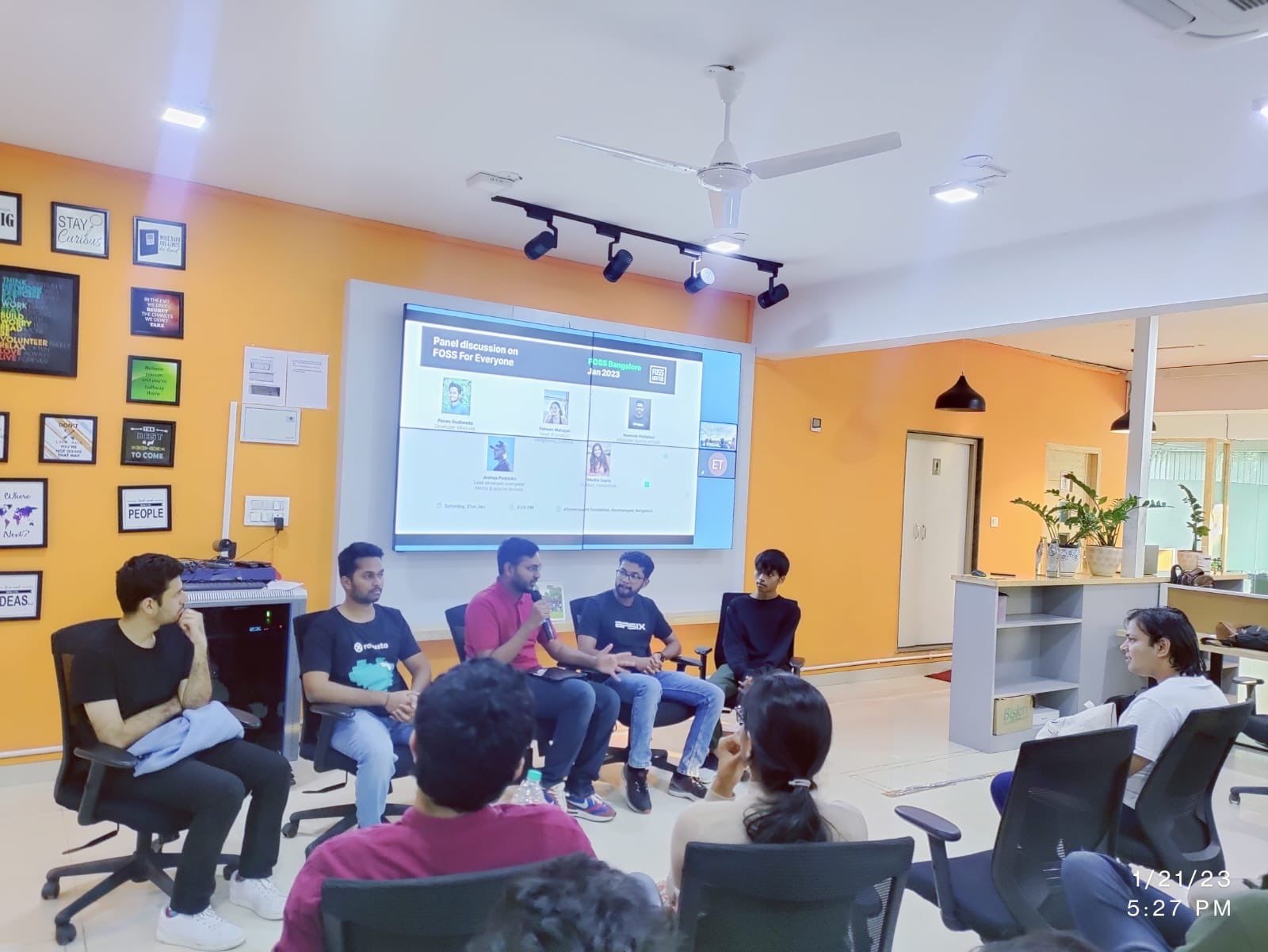 Panel discussion at FOSSUnited Meetup