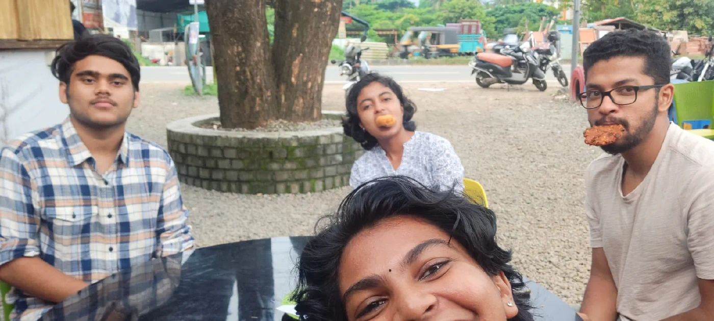 Eating Vadas