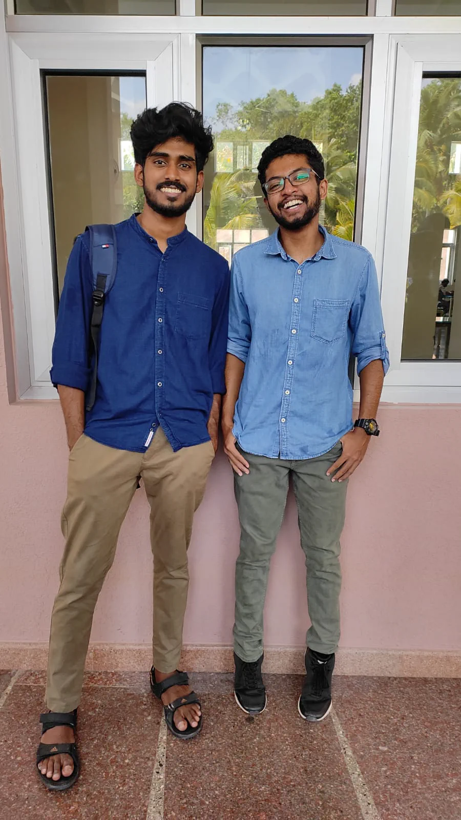 Photo of the day - I am 172 cm tall but my roommate is at least 10-15 cm taller than me