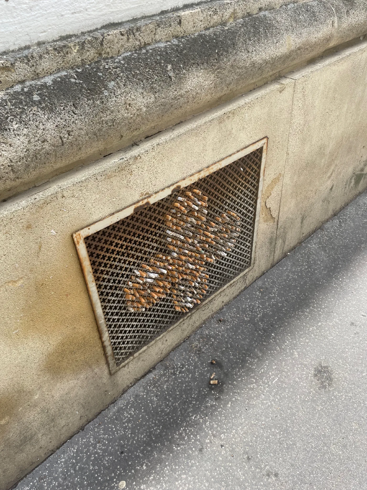 Smokers seem to have a sense of humor