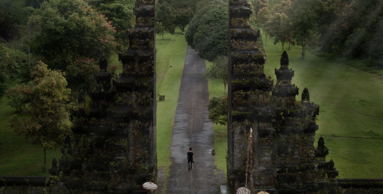 A photo of Bali Handara Gate.